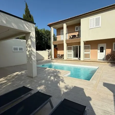 In With Swimming Pool Murter